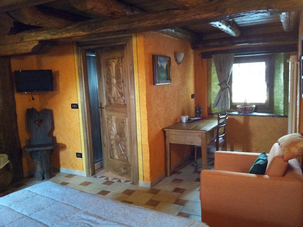 Affittacamere Saint Salod Charvensod Szoba fotó